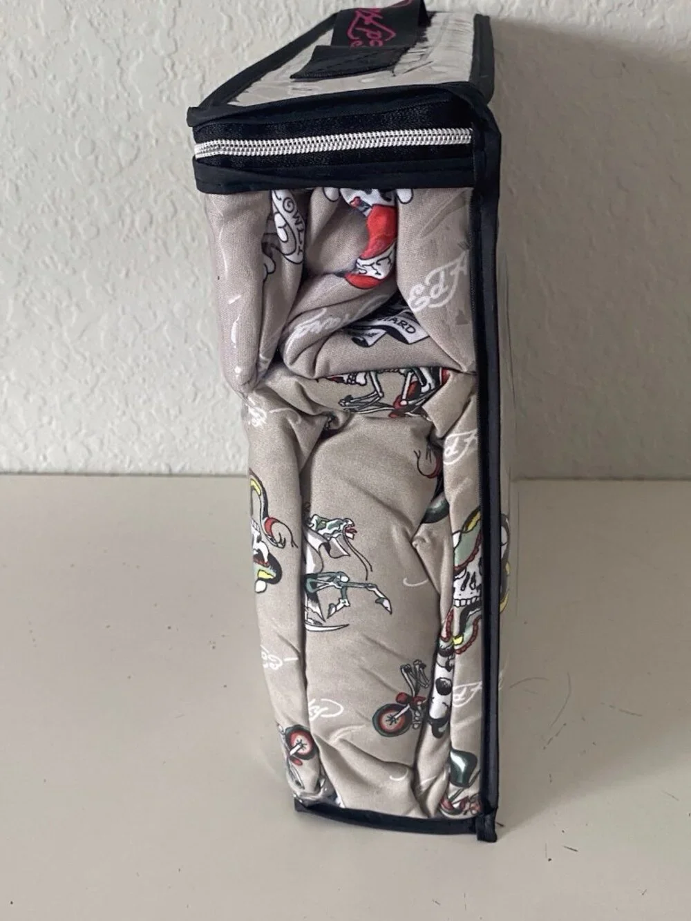 6 Piece Ed Hardy KING Size Sheet Set Logo Skulls Snake Hearts Roses Khaki NEW